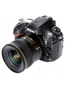 NİKON D800